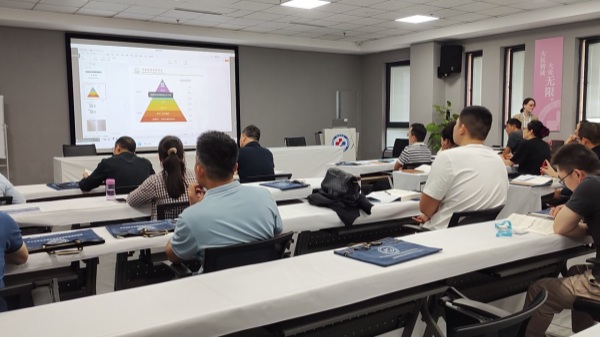 培訓中。重慶道格骨科醫院供圖