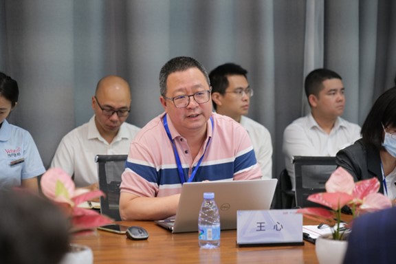 審核現場。重慶當代整形外科醫院供圖