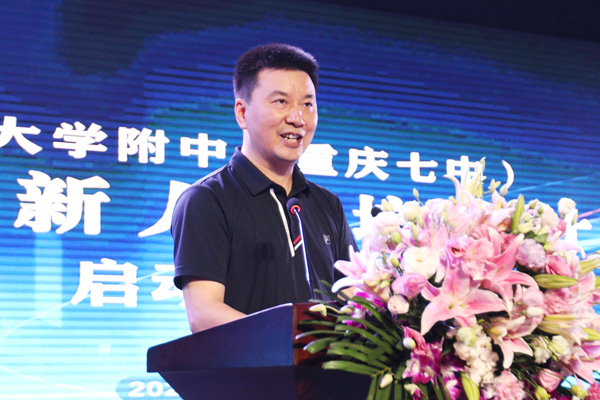 重慶市教育委員會基礎教育處處長向斌。戚馨月攝