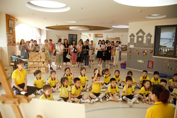 幼兒自主游戲觀摩。朝陽幼兒園供圖