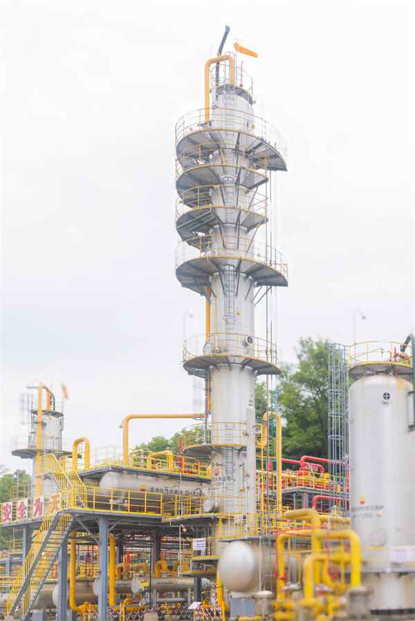 萬州分廠一級脫硫裝置。曾英豪攝
