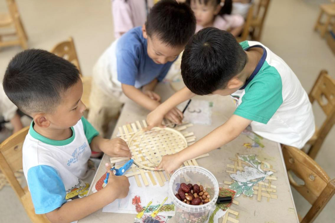 竹編課程?？茖W城啟慧幼兒園供圖