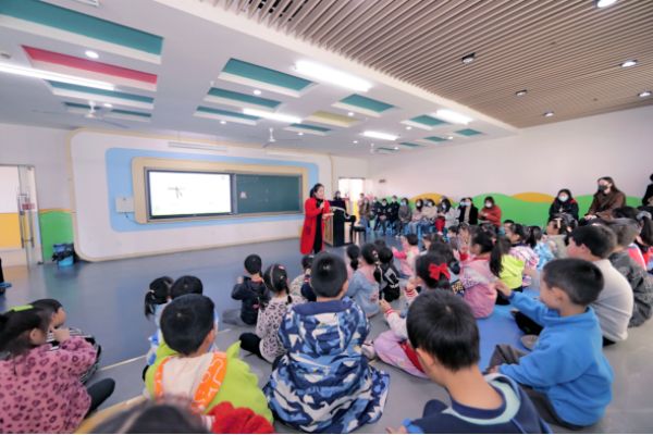 家長開放日活動。渝北區兩江小學校供圖