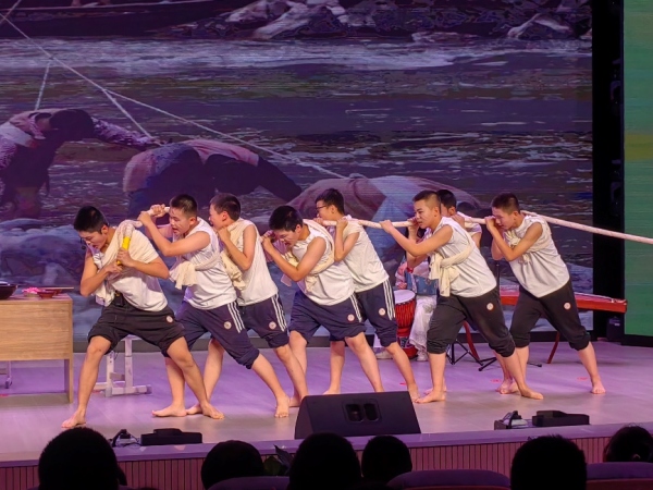 “演繹‘食’代，綻放青春”項目路演。 豐都育才中學供圖