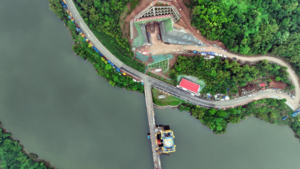 成渝中心玄天湖隧道貫通。建設方供圖