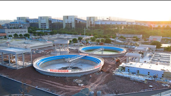 果園污水處理廠二期擴建工程施工現場。重慶碧水源公司供圖