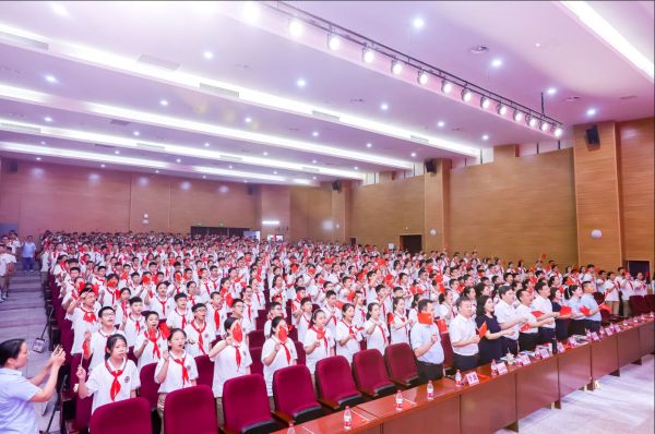 開學典禮現場。黃炎培中學校供圖