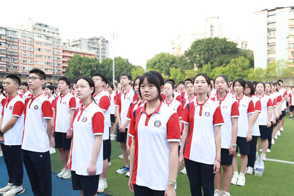 開學典禮現場。唐文蕤攝