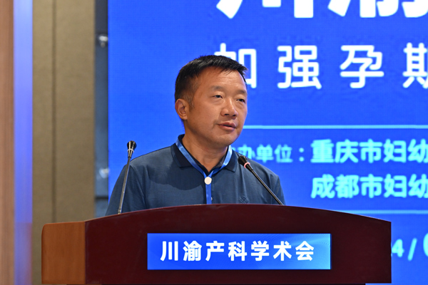 廖永前致辭。馮琨攝