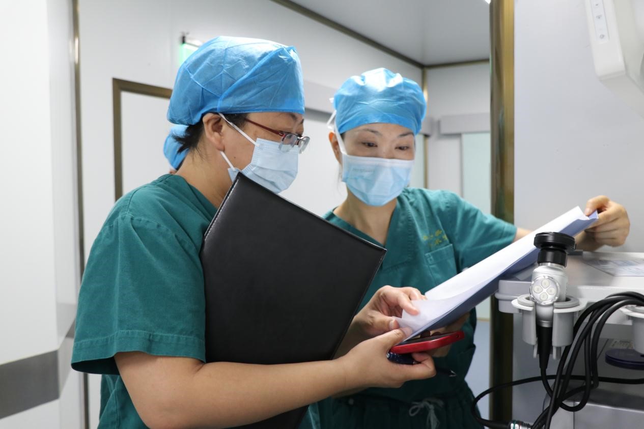 評審現場。重慶美侖美奐整形美容醫院供圖