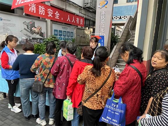 公益活動現場。重慶牙博士口腔供圖