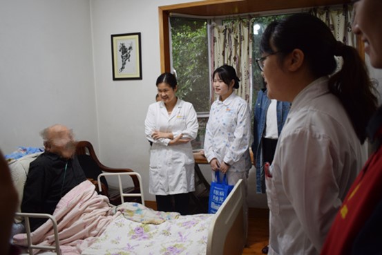 活動現場。重慶迪邦皮膚病醫院供圖