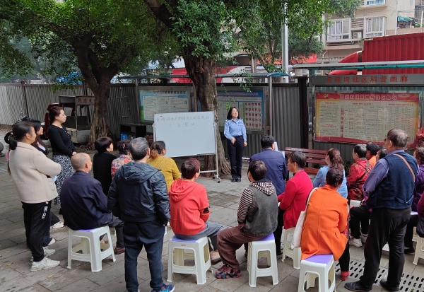 反詐宣傳現場。南岸區公安分局供圖