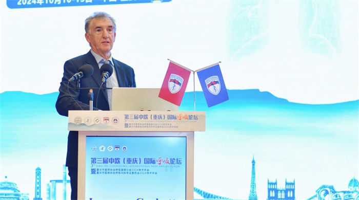 意大利呼吸病學教授Leonardo Fabbri教授