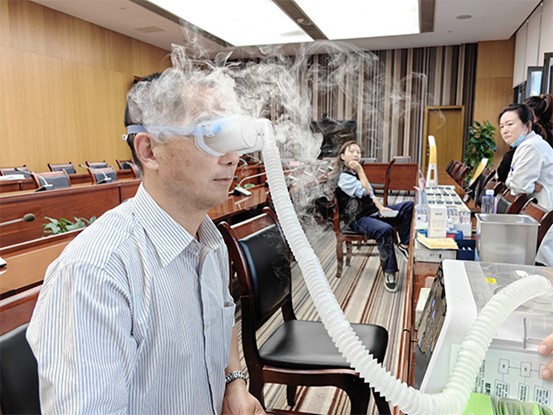 義診現場。重慶普瑞眼科醫院供圖