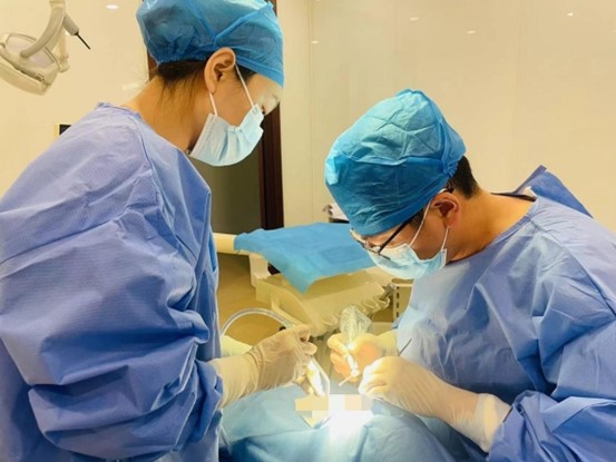 手術現場。泰康拜博口腔供圖