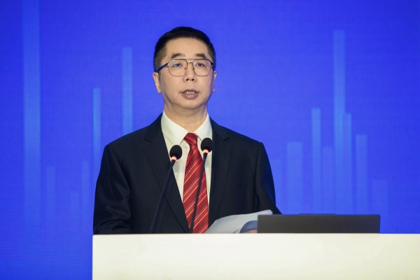 重慶市高校人文素質教育指導委員會主任孟東方致辭。主辦方供圖