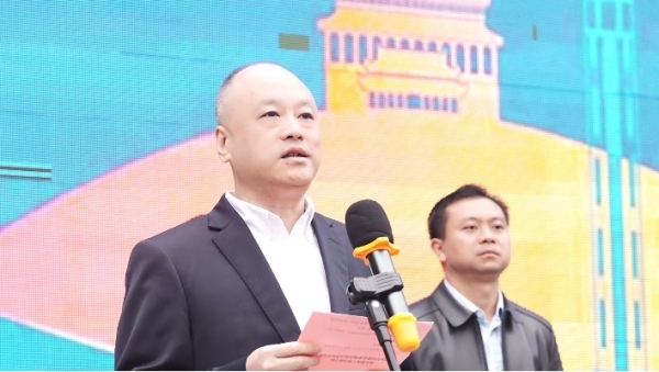 該校黨委書記劉軍宣布開幕。重慶能源工業技師學院供圖