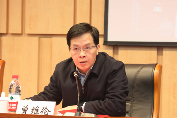 曾維倫致辭。付軍攝