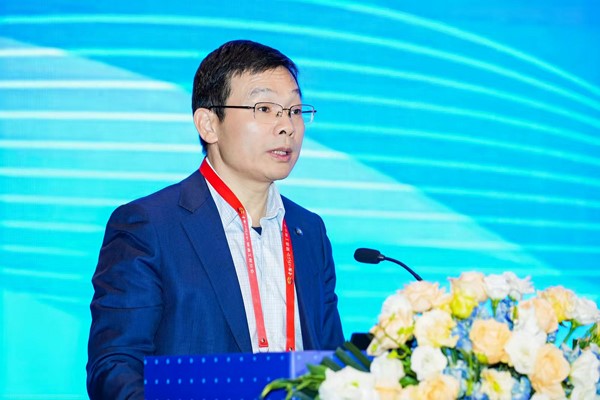 招商局重慶交通科研設計院有限公司副總經理、總工程師吳夢軍在大賽上講話。招商局重慶交通科研設計院有限公司供圖