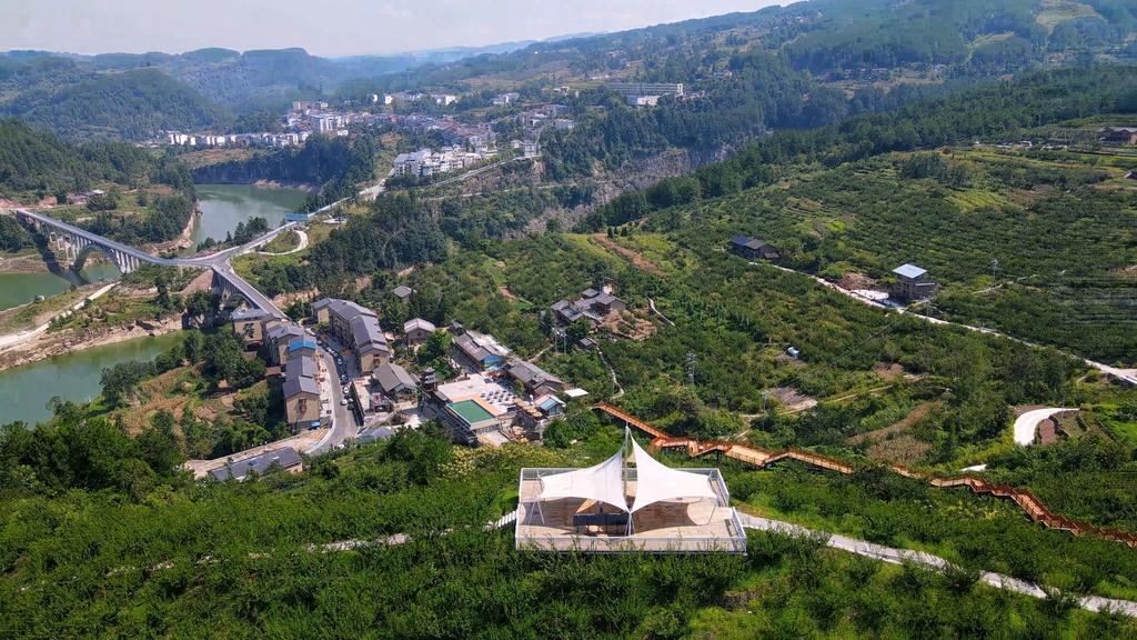 橋頭鎮瓦屋村新貌。通訊員 魏金鴻 攝