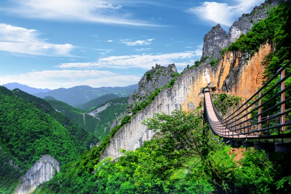 武陵山大裂谷。涪陵區文旅委供圖