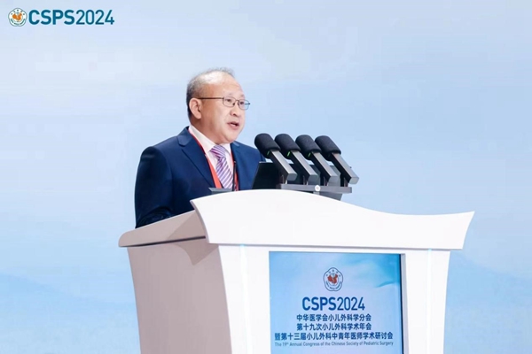 重慶醫科大學附屬第二醫院黨委副書記、院長何大維。重慶醫科大學附屬第二醫院供圖