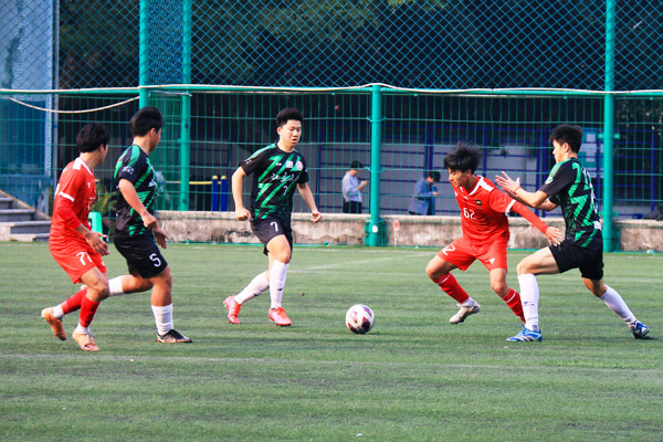 比賽現場。重慶七中供圖