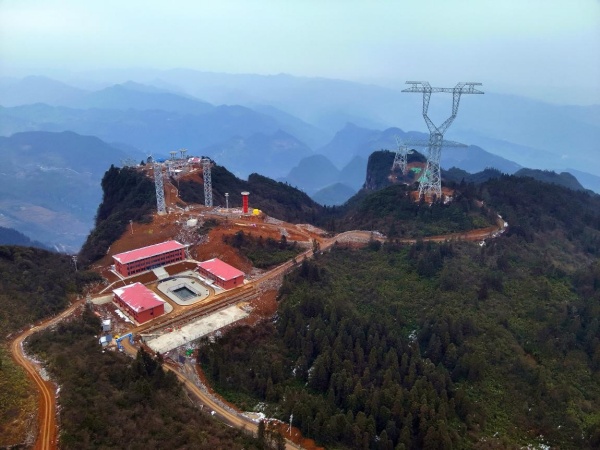 正在建設中的武隆科研基地。李建松攝