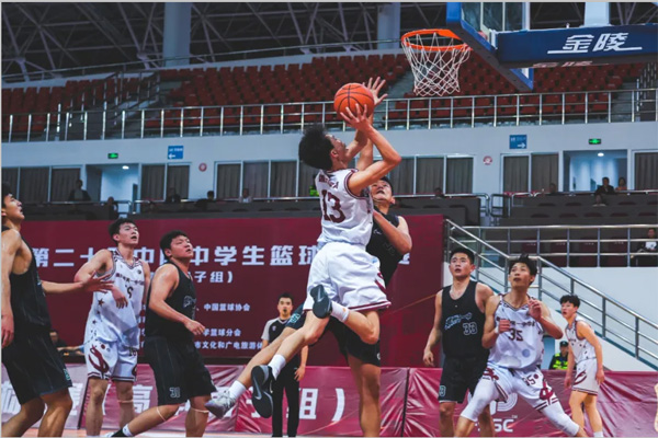 重慶一中籃球隊。重慶一中供圖