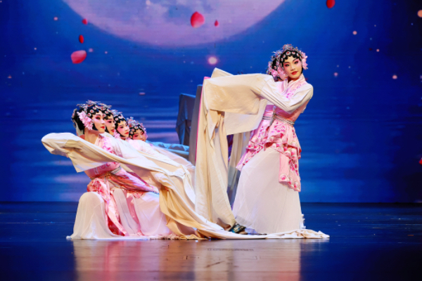 “巴渝工匠”杯重慶市第八屆舞臺藝術之星大賽現場。重慶演藝集團供圖