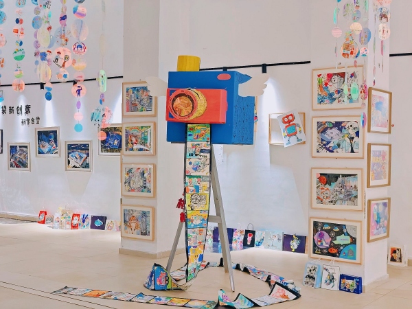 展覽現場。重慶科學城樹人思賢小學校供圖