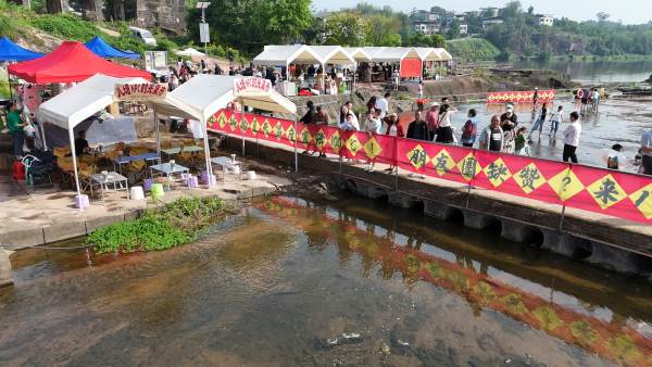 熱鬧的鄉村近郊游。璧山區委宣傳部供圖