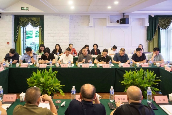 雙鳳橋街道服務民營經濟發展座談會現場。劉航宇攝