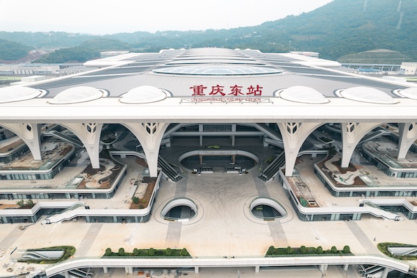 重慶東站。鄒樂攝