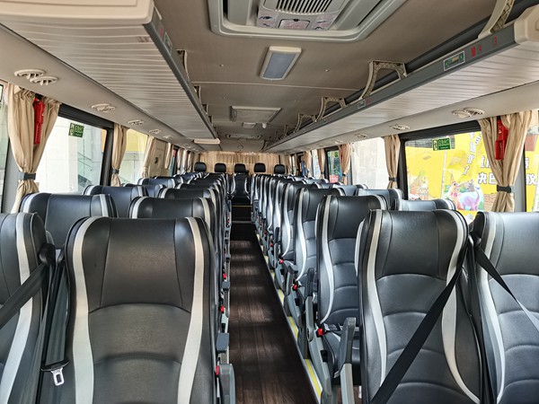 便民快巴車輛內部。徐粘琴攝