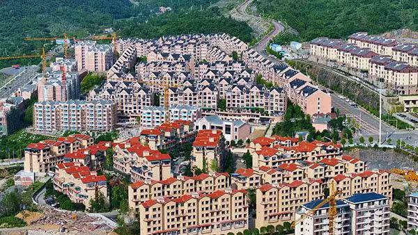 豐都縣南天湖避暑休閑地產。豐都縣住房城鄉建委供圖