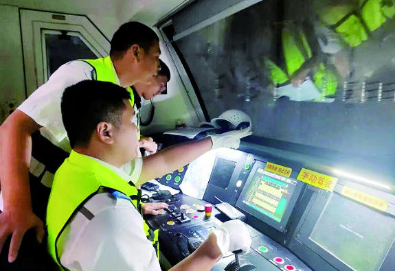 軌道交通4號線西延伸段順利完成熱滑試驗