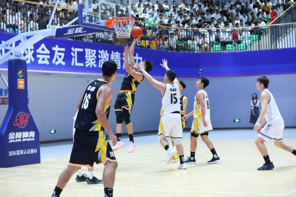 表演賽活動現場。敖民極攝