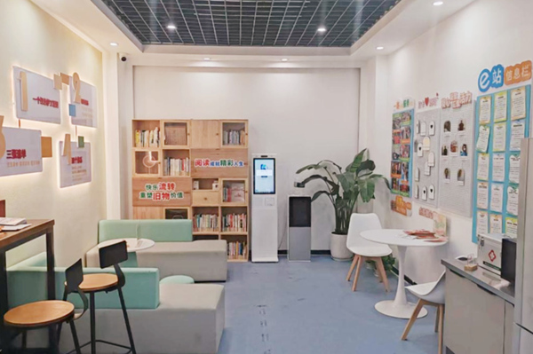 大坪街道“坪蜂e站”。大坪街道供圖