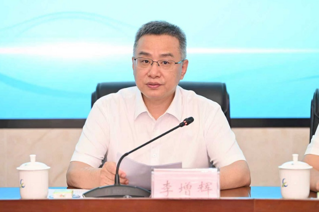 人民日報社重慶分社社長李增輝致辭。鄒樂攝