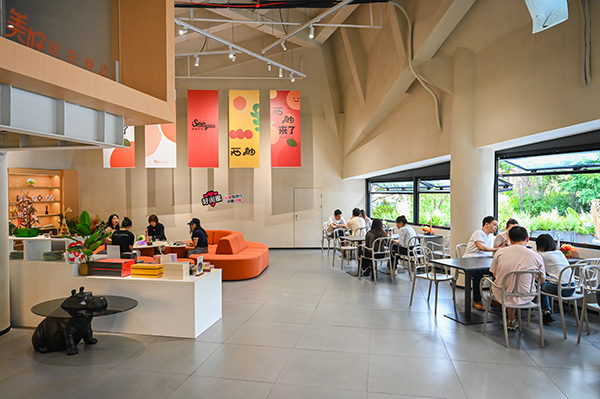 西柚社創綜合服務體。鄒樂攝