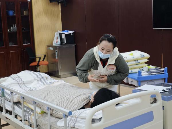 職業技能大賽現場。重慶市一福養老發展中心供圖