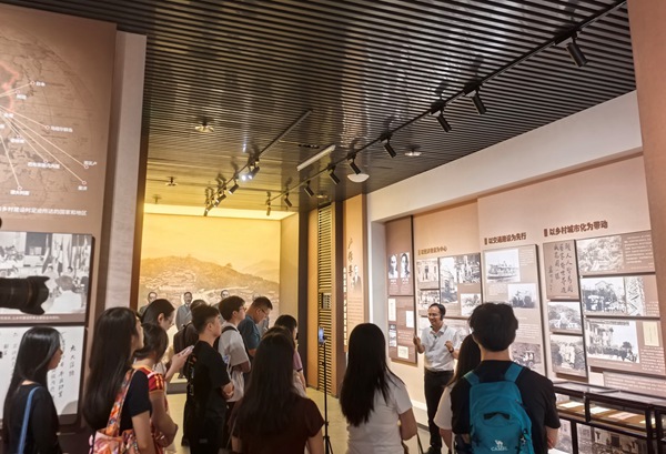 公開課現場。西南大學鄉村振興戰略研究院供圖