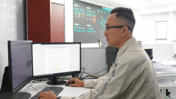 電力人員加強服務風險預警工作。國網重慶永川供電公司供圖