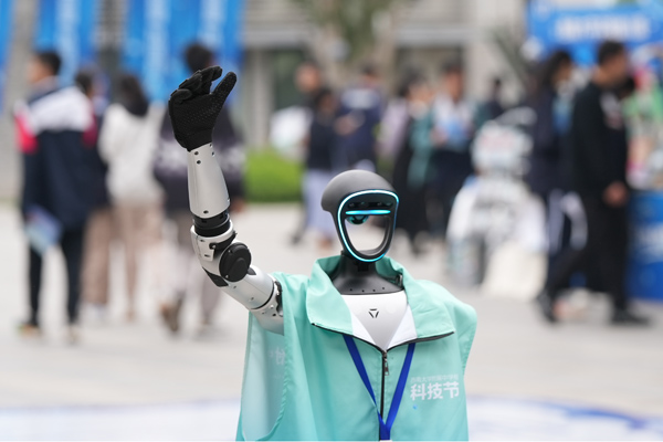 學校舉辦科技節活動。西南大學附中供圖