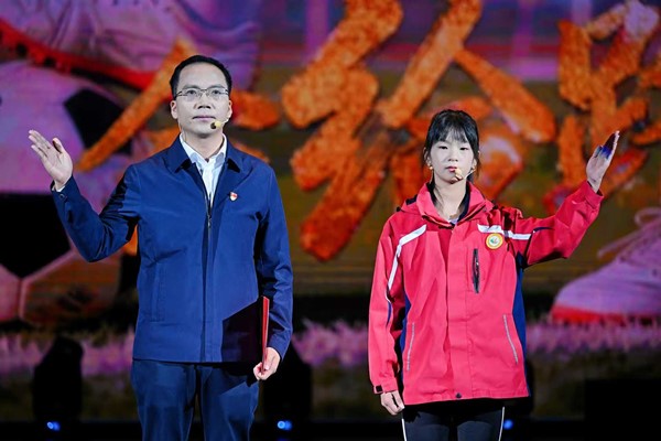 微講述《追風玫瑰》。主辦方供圖